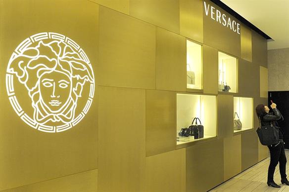 Ý nghĩa những họa tiết và biểu tượng đồng hồ Versace