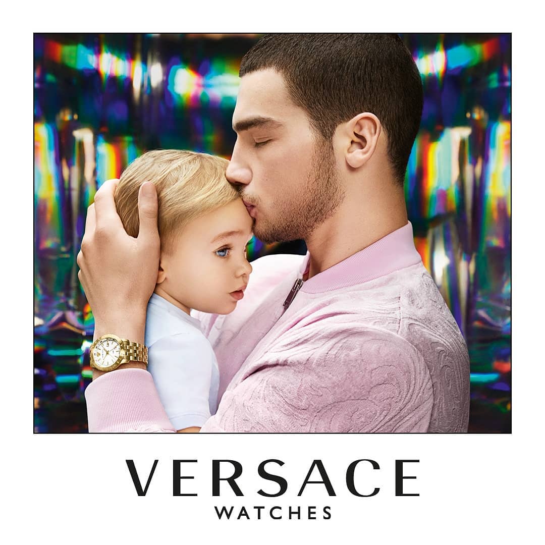 Đồng hồ Versace bao nhiêu tiền?